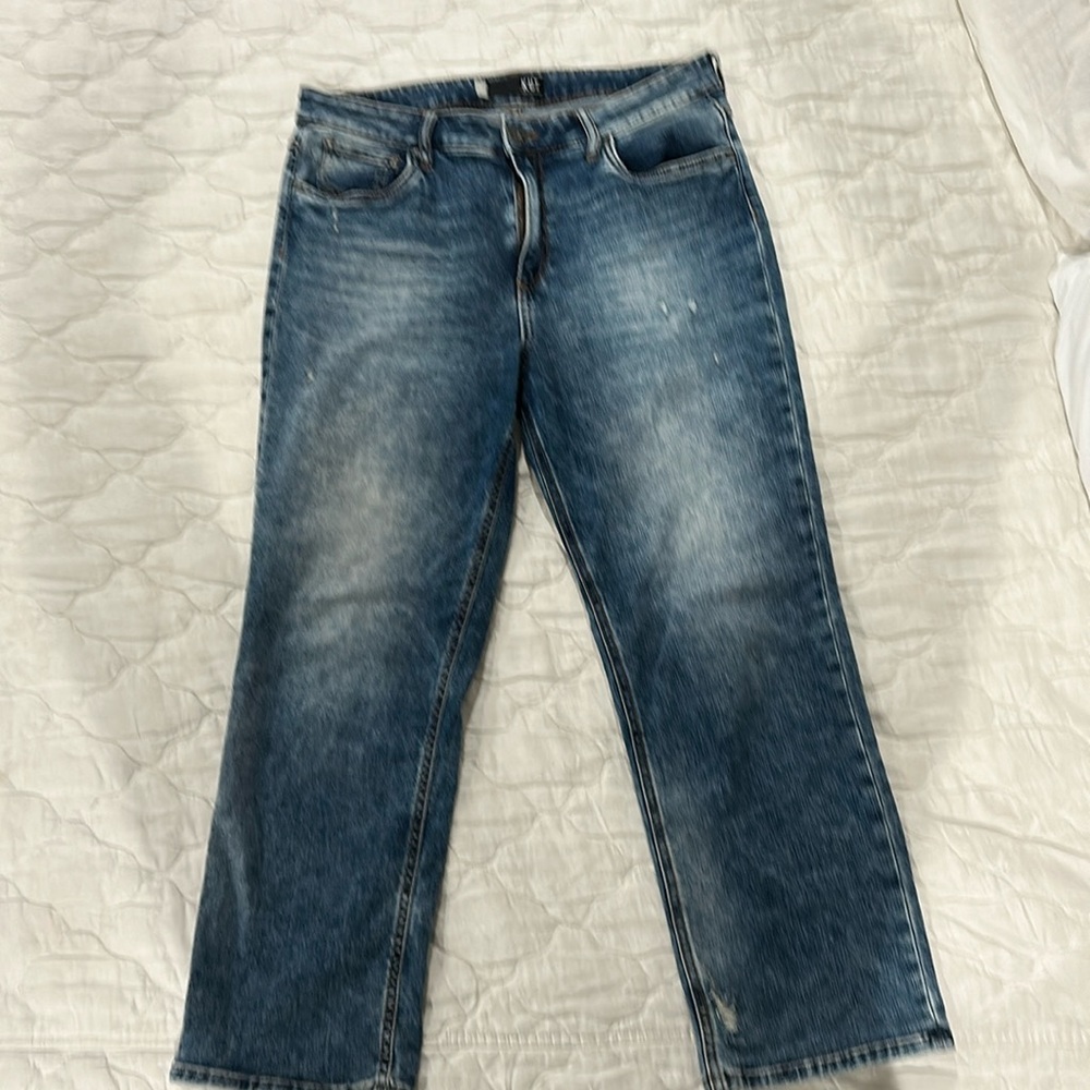 KUT from the Kloth Elizabeth crop straight leg high rise jean